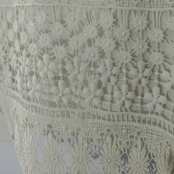 Michel Studio White Lace Layered Tank - Picture 2 of 9